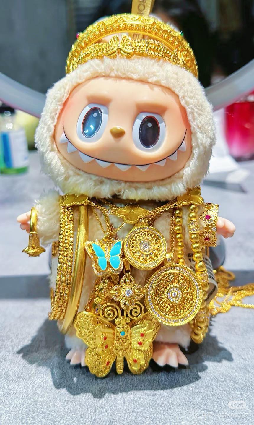 Labubu Bằng Vàng Và Cái Tát Của Thiên Kim